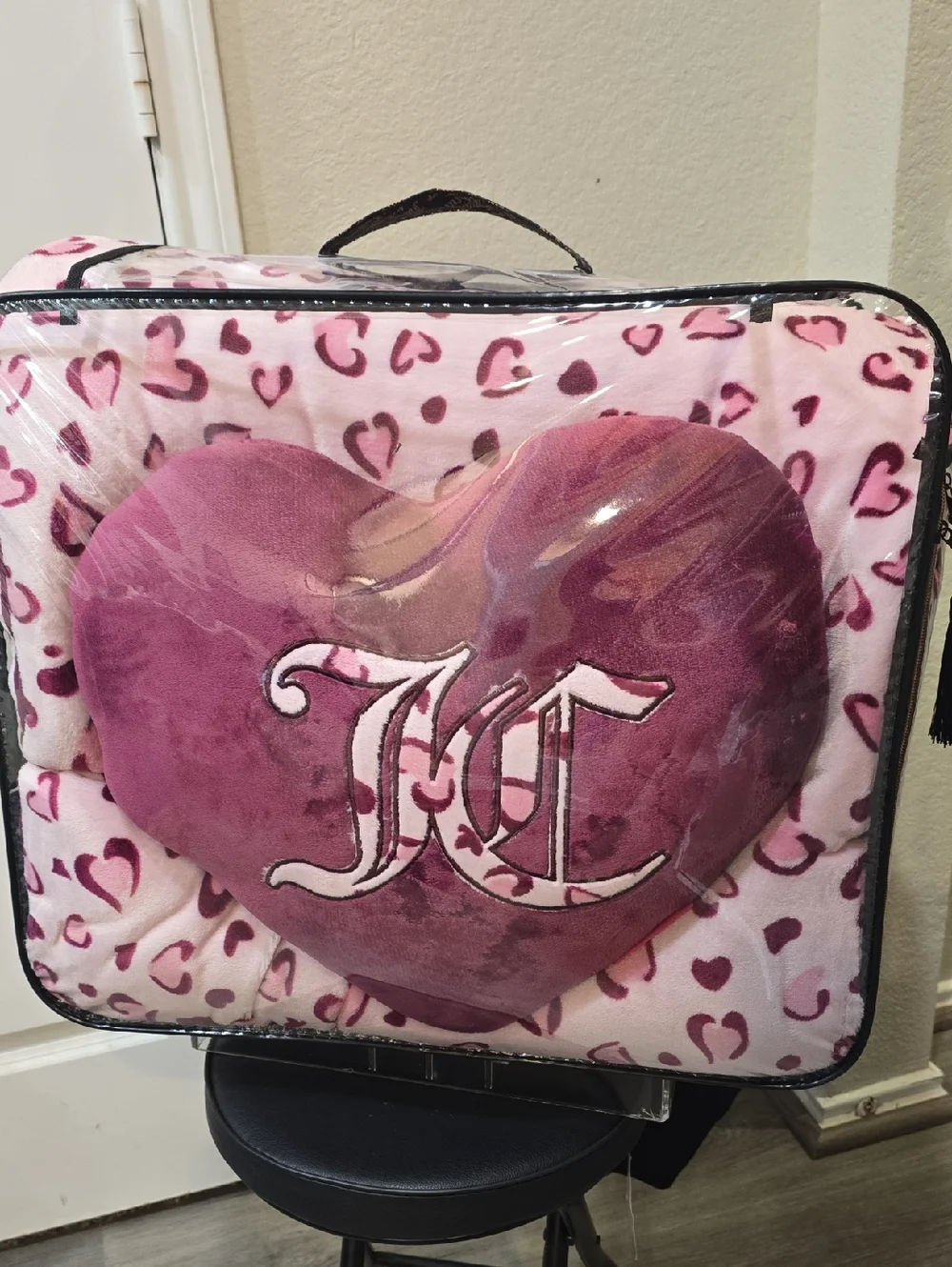 Juicy Couture Home Plush Leopord Hearts Comforter Set- Queen